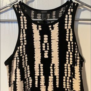 Forever 21 black and beige geometric print dress! Size large! Worn 1 time